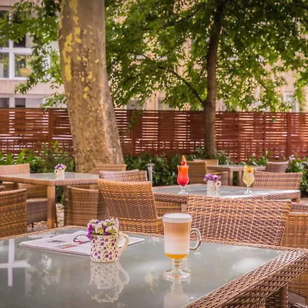Lion's Garden 4* Βουδαπέστη