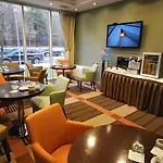 Ξενοδοχείο Lion's Garden 4*