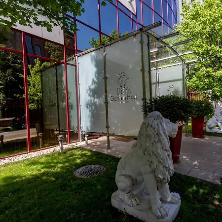 Lion's Garden Hotel 4*