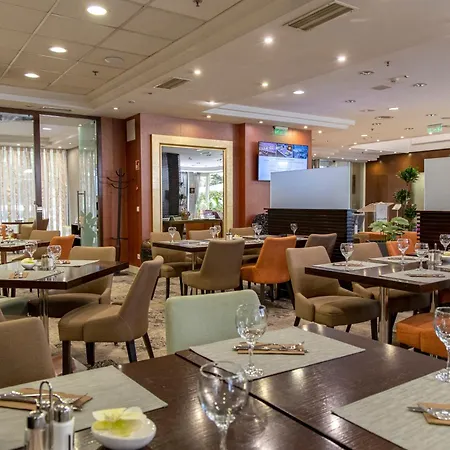 Ξενοδοχείο Lion's Garden