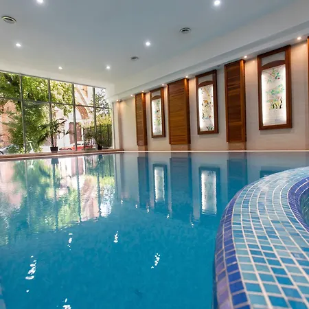 Ξενοδοχείο Lion's Garden