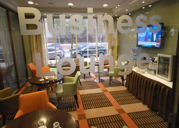 Hotel Lion's Garden 4*