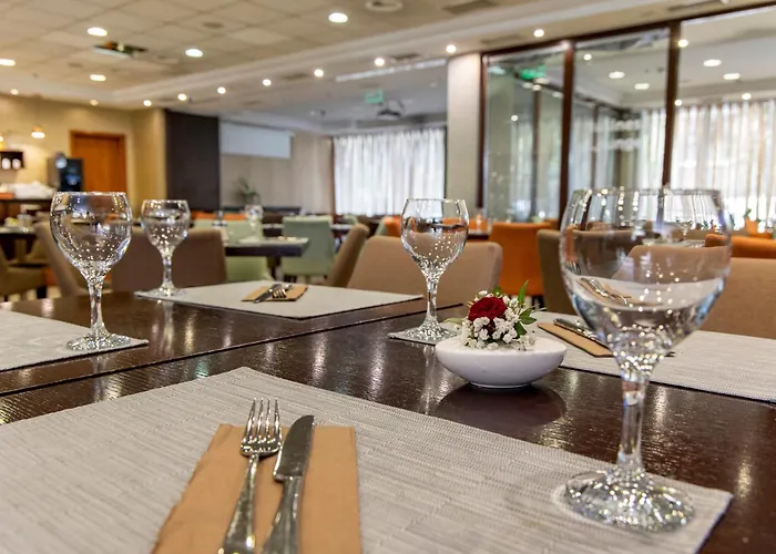 Hotel Lion's Garden 4*