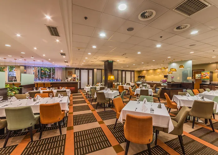 Lion's Garden Hotel 4*