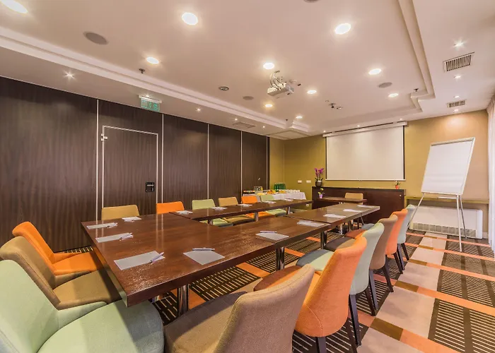 Lion's Garden Hotel 4*