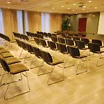 Lion's Garden Hotel 4*