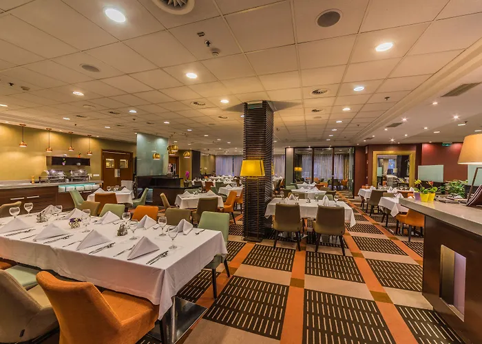 Lion's Garden Hotel