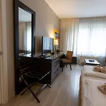 Lion's Garden 4*