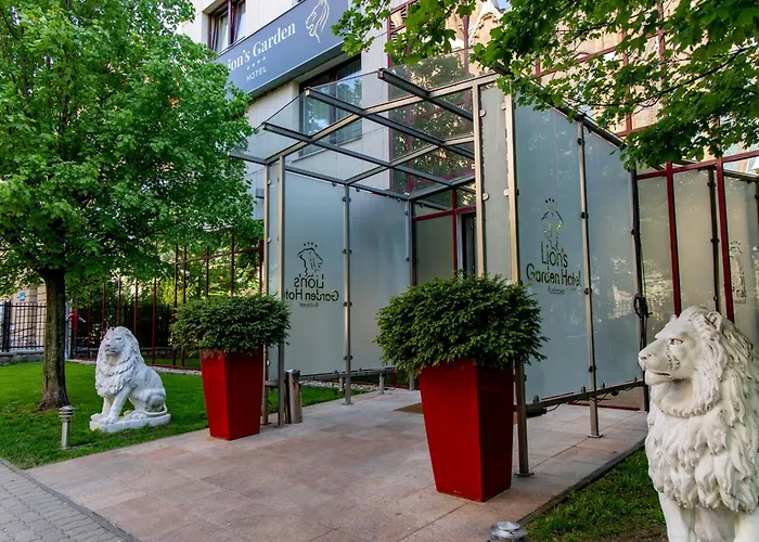 Lion's Garden